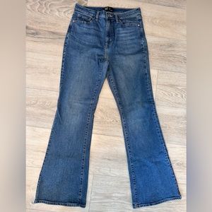 Women’s Flare jeans